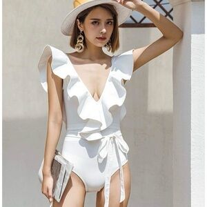 NWOT Shein ruffle V-neck white bodysuit sleeveless romantic new belted resort S